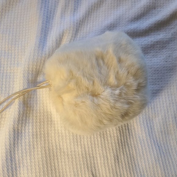 White Rabbit Fur Muff - Picture 1 of 2